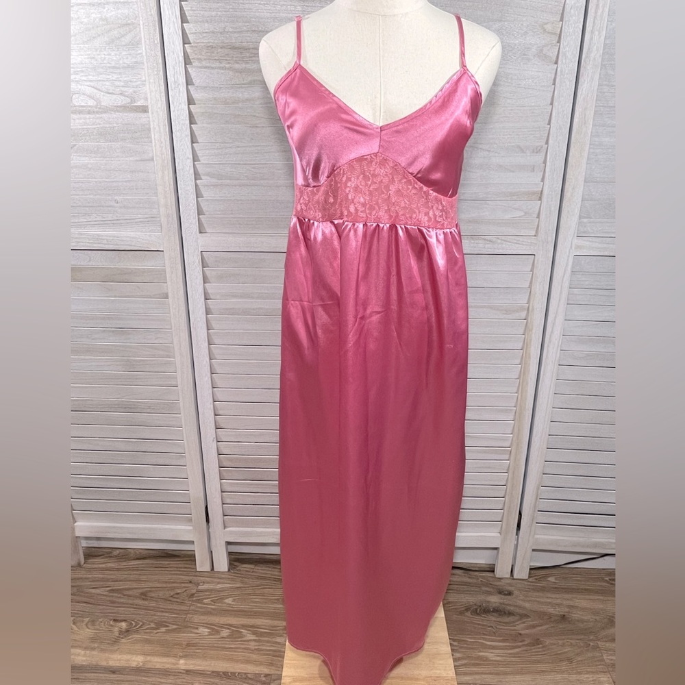 SAMANTHA'S STYLE SHOPPE Pink Satin Slip with Lace Trim-Small